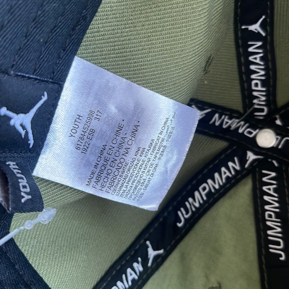 Nike Jordan Youth baseball hat or cap. Palm green with adjustable back. NWT’s. - Picture 5 of 6